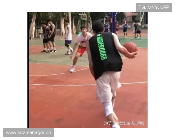 篮球规则详解：翻腕违例的判定标准与纠正技巧